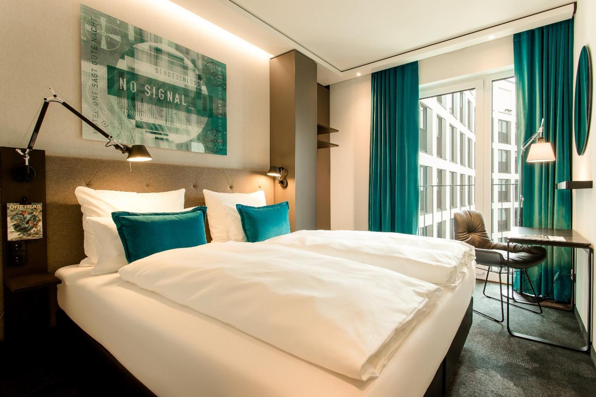 Motel One Koeln-Messe Exteriör bild