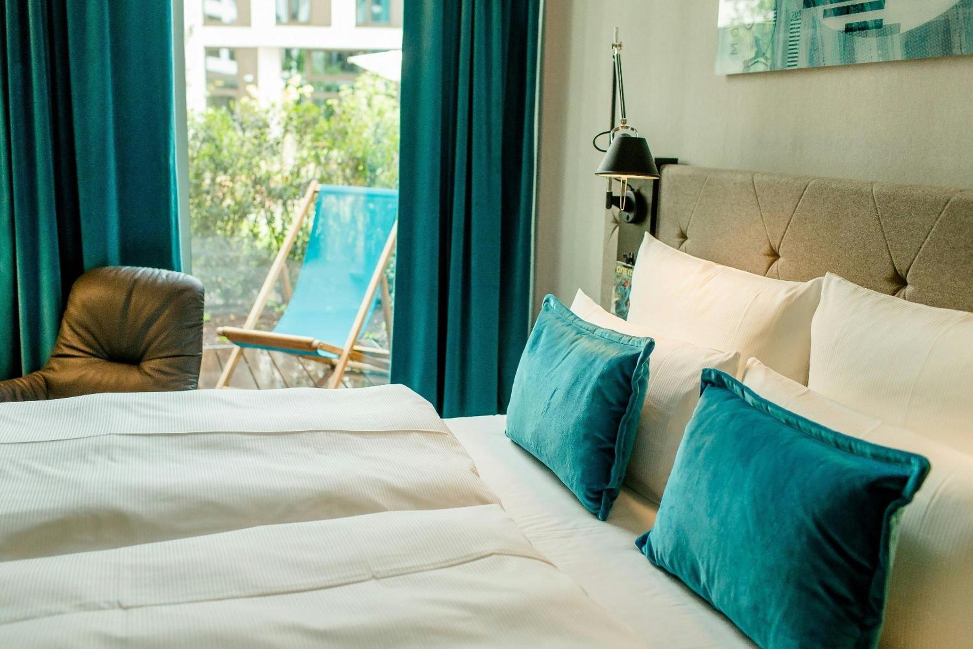 Motel One Koeln-Messe Exteriör bild