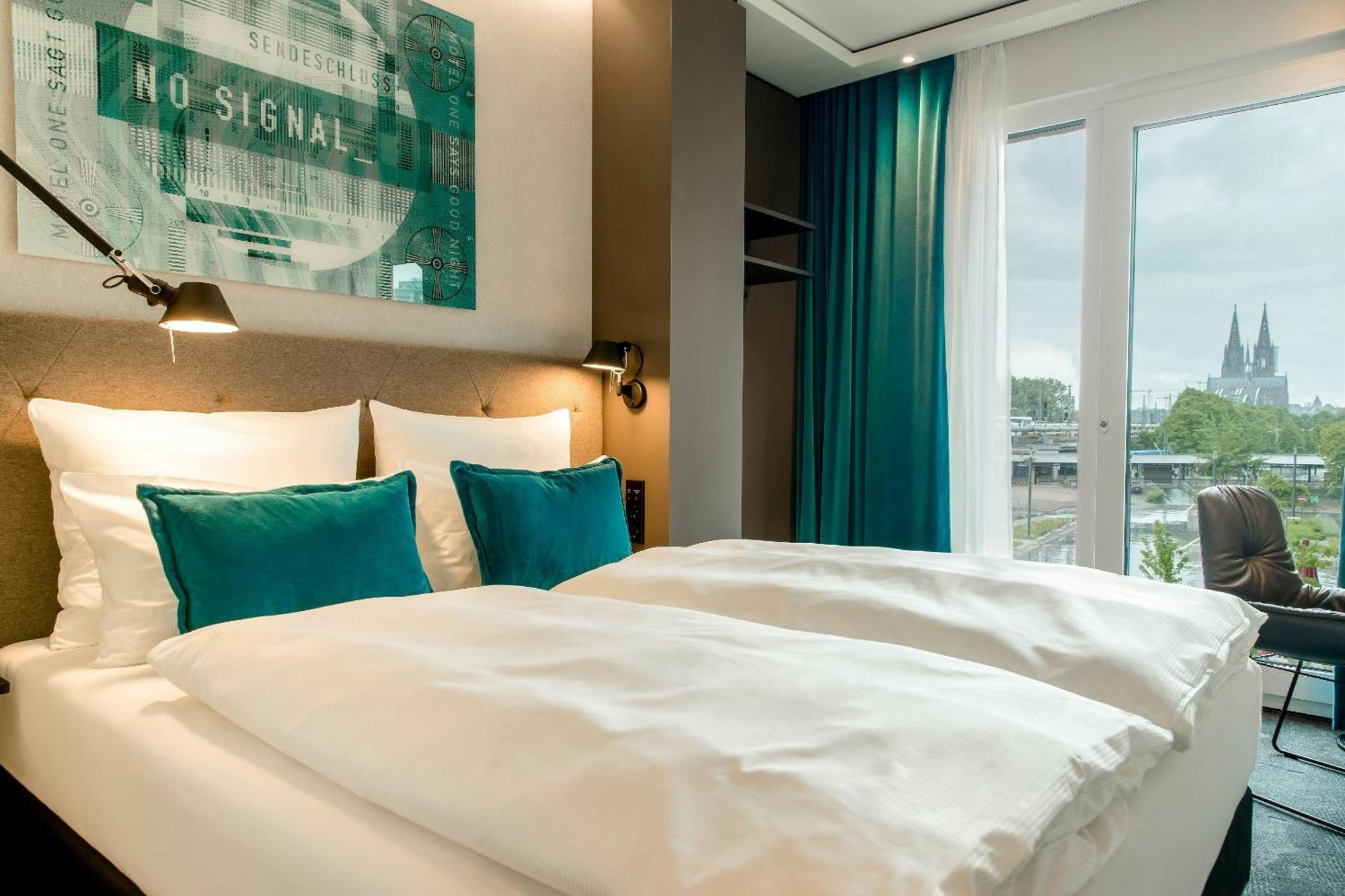 Motel One Koeln-Messe Exteriör bild